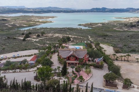 Villa for sale in Alicante, Spain 5 bedrooms, 600 sq.m. No. 145559 - photo 5