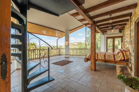 Villa for sale in Alicante, Spain 5 bedrooms, 600 sq.m. No. 145559 - photo 18