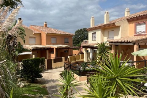 Hus till salu i Zahara de los Atunes, Cadiz, Spanien 3 sovrum, 109 kvm. Nr. 147701 - foto 5