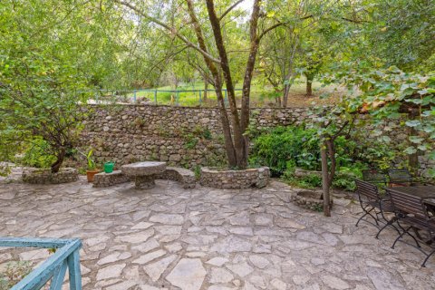 Villa till salu i Grazalema, Cadiz, Spanien 3 sovrum, 313 kvm. Nr. 147696 - foto 24