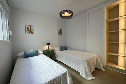 Huoneisto myytävänä Torrevieja, Alicante, Espanja, 2 makuuhuonetta, 84 m2 No. 189789 - kuva 7