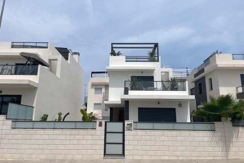 Villa à vendre à Benijofar, Alicante, Espagne, 3 chambres, 133 m2 No. 189792 - photo 3