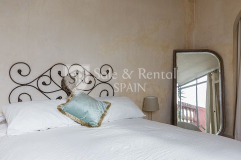 Apartament w Barcelona, Hiszpania 3 sypialnie, 211 mkw. nr 166415 – zdjęcie 28