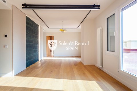 Apartament w Barcelona, Hiszpania 4 sypialnie, 300 mkw. nr 166417 – zdjęcie 16