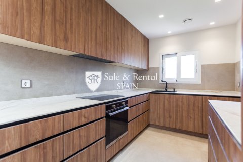 Apartament w Barcelona, Hiszpania 4 sypialnie, 300 mkw. nr 166417 – zdjęcie 11