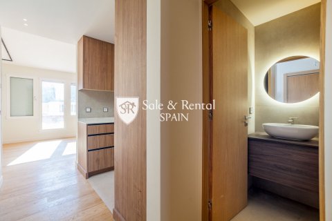 Apartament w Barcelona, Hiszpania 4 sypialnie, 300 mkw. nr 166417 – zdjęcie 2