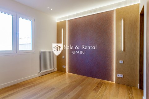 Apartament w Barcelona, Hiszpania 4 sypialnie, 300 mkw. nr 166417 – zdjęcie 23