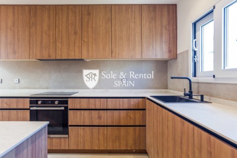 Apartament w Barcelona, Hiszpania 4 sypialnie, 300 mkw. nr 166417 – zdjęcie 6