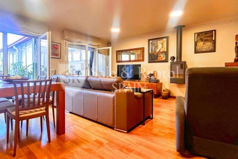 Huoneisto myytävänä Sant Feliu de Guixols, Girona, Espanja, 3 makuuhuonetta, 96 m2 No. 166412 - kuva 8