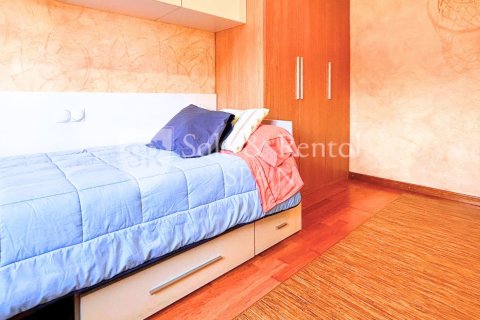 Huoneisto myytävänä Sant Feliu de Guixols, Girona, Espanja, 3 makuuhuonetta, 96 m2 No. 166412 - kuva 23