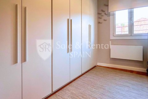 Huoneisto myytävänä Sant Feliu de Guixols, Girona, Espanja, 3 makuuhuonetta, 96 m2 No. 166412 - kuva 20