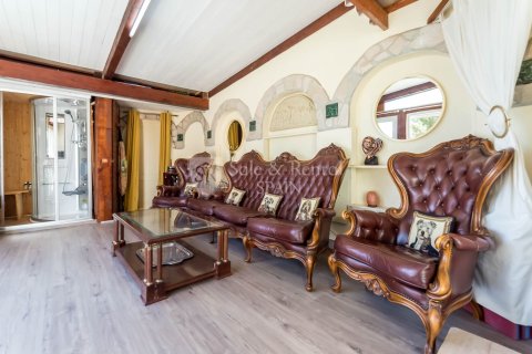 Talo myytävänä Lloret de Mar, Girona, Espanja, 8 makuuhuonetta, 110 m2 No. 166414 - kuva 5