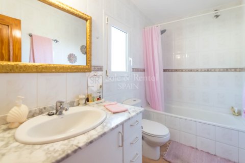 Talo myytävänä Lloret de Mar, Girona, Espanja, 8 makuuhuonetta, 110 m2 No. 166414 - kuva 14