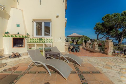 Talo myytävänä Lloret de Mar, Girona, Espanja, 8 makuuhuonetta, 110 m2 No. 166414 - kuva 30