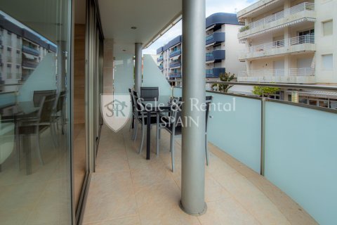 Huoneisto myytävänä Tossa de Mar, Girona, Espanja, 3 makuuhuonetta, 77 m2 No. 166413 - kuva 9