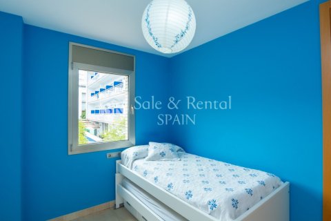 Huoneisto myytävänä Tossa de Mar, Girona, Espanja, 3 makuuhuonetta, 77 m2 No. 166413 - kuva 23