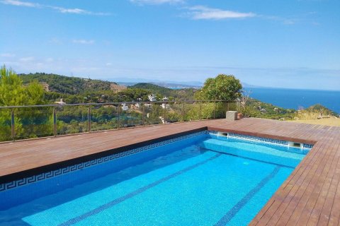 Сasa en venta en Begur, Gerona, España 4 dormitorios, No. 141200 - foto 1