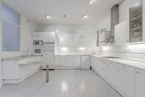 Apartamento en venta en Barcelona, España 3 dormitorios, No. 141204 - foto 21