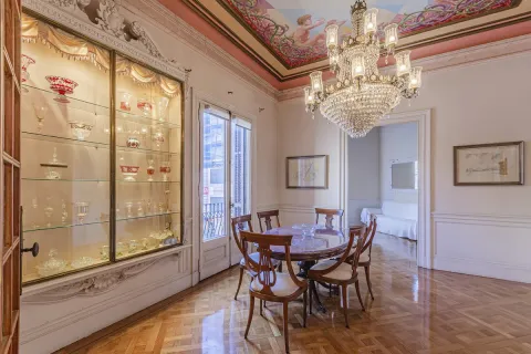 Apartamento en venta en Barcelona, España 3 dormitorios, No. 141204 - foto 6