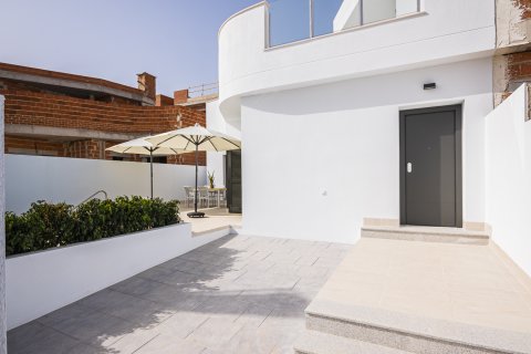 Townhouse zum Verkauf in Torrevieja, Alicante, Spanien 3 Schlafzimmer, 167 m2 Nr. 173896 - Foto 2