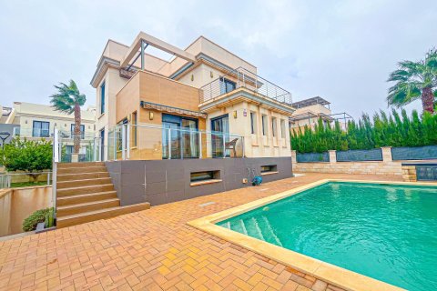 Villa zum Verkauf in La Zenia, Alicante, Spanien 5 Schlafzimmer, 296 m2 Nr. 168765 - Foto 2