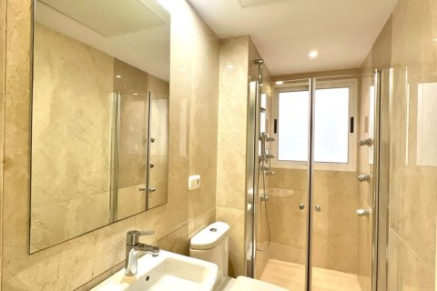 Продажа пентхауса в Валенсия, Испания 2 спальни, 162м2 №168761 - фото 17