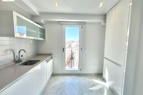 Продажа пентхауса в Валенсия, Испания 2 спальни, 162м2 №168761 - фото 26