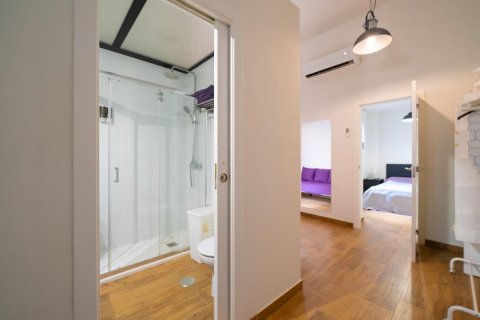 Huoneisto vuokrattavana Alicante, Espanja, 1 makuuhuone, 90 m2 No. 165449 - kuva 7