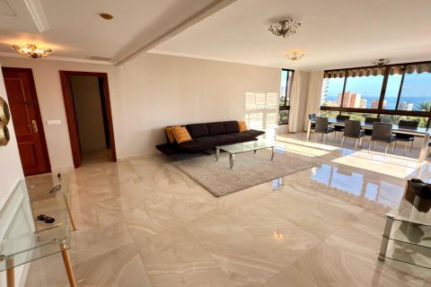 Apartment for sale in Benidorm, Alicante, Spain 3 bedrooms, 194 sq.m. No. 165451 - photo 4