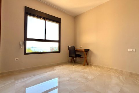 Apartment for sale in Benidorm, Alicante, Spain 3 bedrooms, 194 sq.m. No. 165451 - photo 25