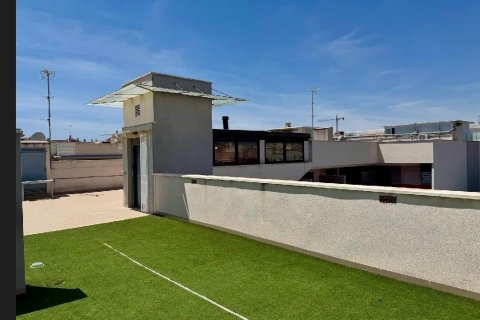 Apartment à vendre à Torrevieja, Alicante, Espagne, 2 chambres, 60 m2 No. 165589 - photo 3