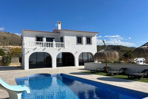Casa a Villajoyosa, Alicante, Spagna 4 camere da letto, 241 mq. N° 165673