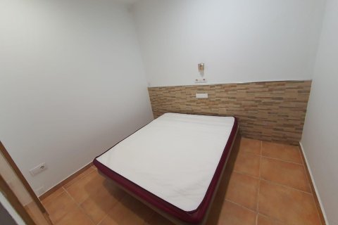 Commercial property à vendre à Alicante, Espagne, 21 chambre, 427 m2 No. 165675 - photo 10