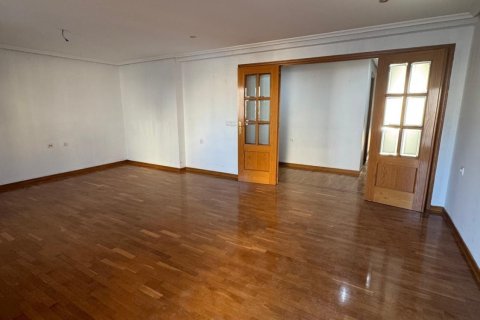 Apartment for sale in Torrevieja, Alicante, Spain 3 bedrooms, 121 sq.m. No. 165674 - photo 5