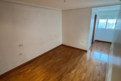 Apartment for sale in Torrevieja, Alicante, Spain 3 bedrooms, 121 sq.m. No. 165674 - photo 10