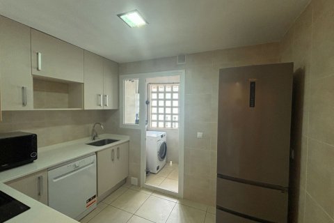 Penthouse for sale Nueva Andalucia, Malaga, Spain 1 bedroom, 70 sq.m. No. 109581 - photo 16