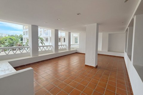 Penthouse for sale Nueva Andalucia, Malaga, Spain 1 bedroom, 70 sq.m. No. 109581 - photo 12