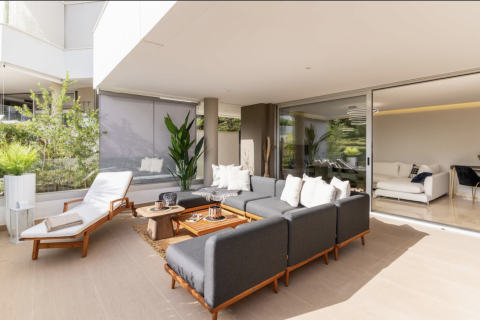 Apartment for sale Benahavis, Malaga, Spain 3 bedrooms, 178 sq.m. No. 109589 - photo 4