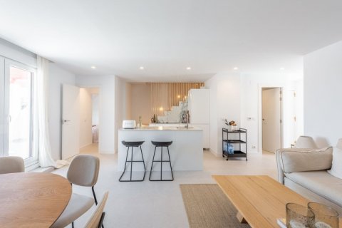 Dúplex en venta Nueva Andalucía, Málaga, España 3 dormitorios, 85 m2 No. 109584 - foto 5