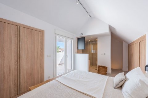 Dúplex en venta Nueva Andalucía, Málaga, España 3 dormitorios, 85 m2 No. 109584 - foto 11