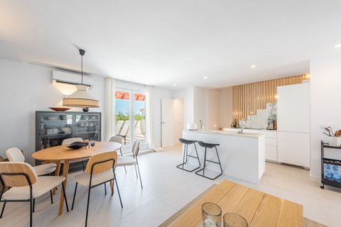 Dúplex en venta Nueva Andalucía, Málaga, España 3 dormitorios, 85 m2 No. 109584 - foto 1