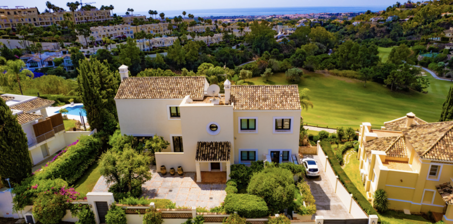 Villa Benahavis, Malaga, Espagne 5 chambres, 580 m2 No. 109588