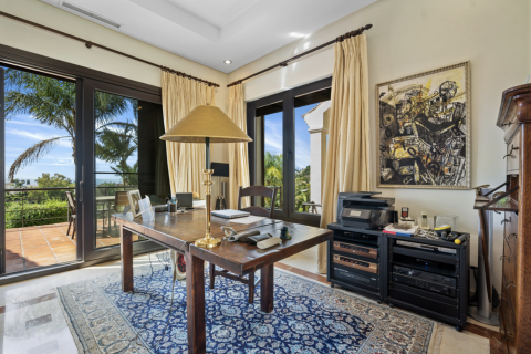 Villa à vendre Benahavis, Malaga, Espagne, 5 chambres, 580 m2 No. 109588 - photo 2