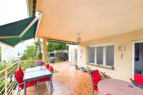 Продажа виллы в Пинар де Камповерде, Аликанте, Испания 5 спален, 255м2 №152208 - фото 30