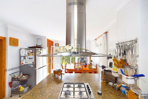 Продажа виллы в Пинар де Камповерде, Аликанте, Испания 5 спален, 255м2 №152208 - фото 11