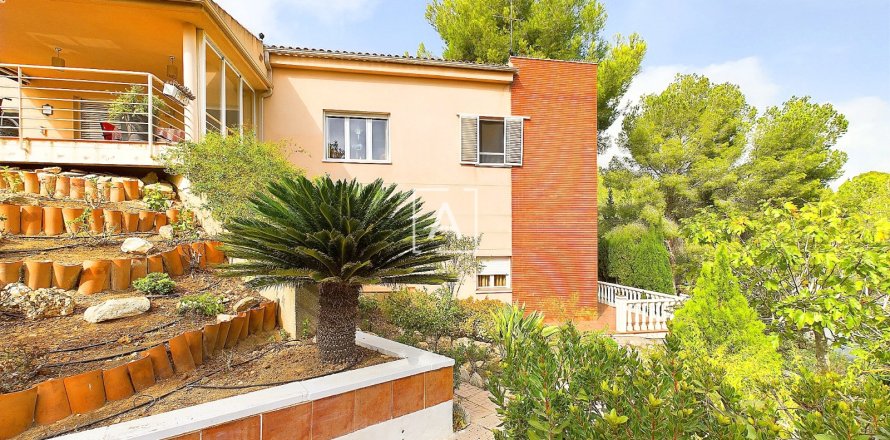 Вилла в Пинар де Камповерде, Аликанте, Испания 5 спален, 255м2 №152208