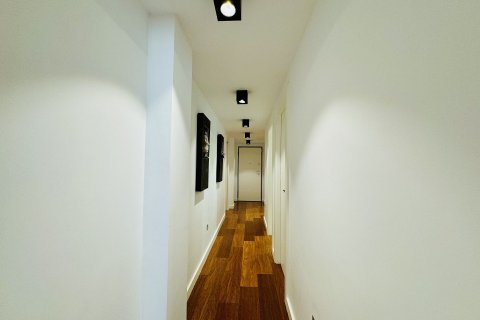 Apartment for sale in Torrevieja, Alicante, Spain 3 bedrooms, 131 sq.m. No. 152204 - photo 26