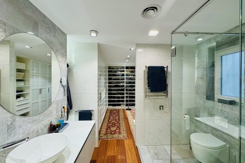 Apartment for sale in Torrevieja, Alicante, Spain 3 bedrooms, 131 sq.m. No. 152204 - photo 21