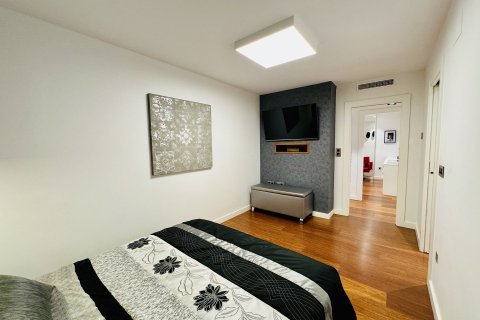 Apartment for sale in Torrevieja, Alicante, Spain 3 bedrooms, 131 sq.m. No. 152204 - photo 18