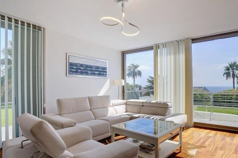 Māja pārdošanā Arenys de Mar, Barcelona, Spānijā 5 istabas, Nr. 140887 - attēls 11